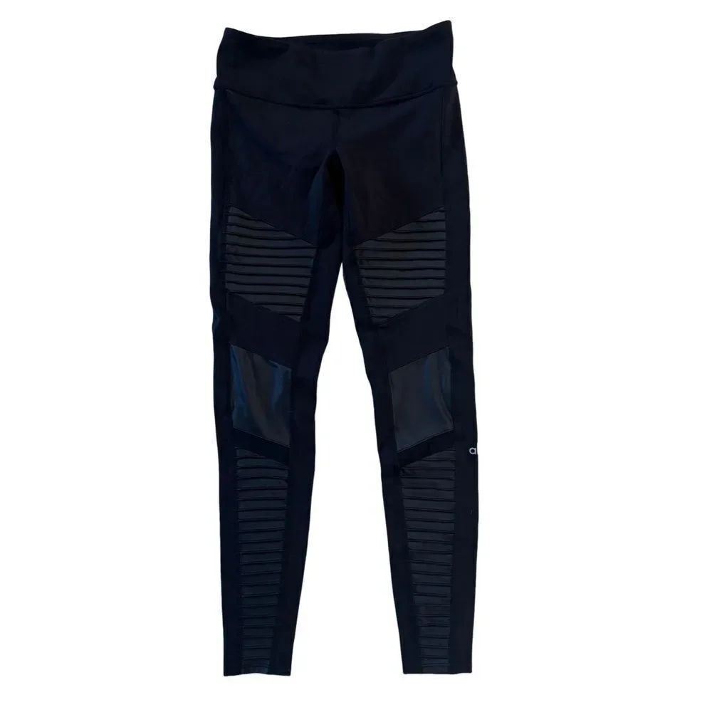 Black Leggings with Mesh Panels ALO yoga size small